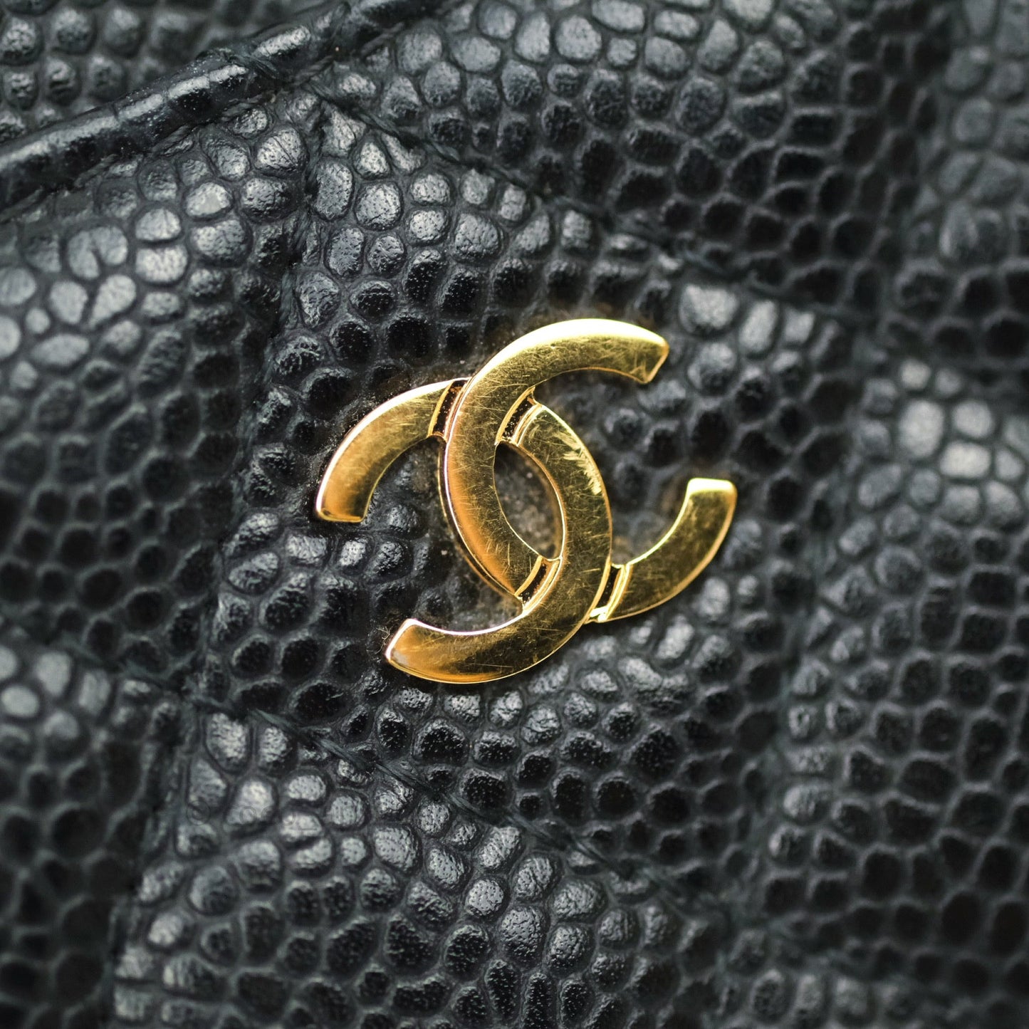 Chanel Quilted Classic Black Caviar Gold Hardware Flat Card Holder