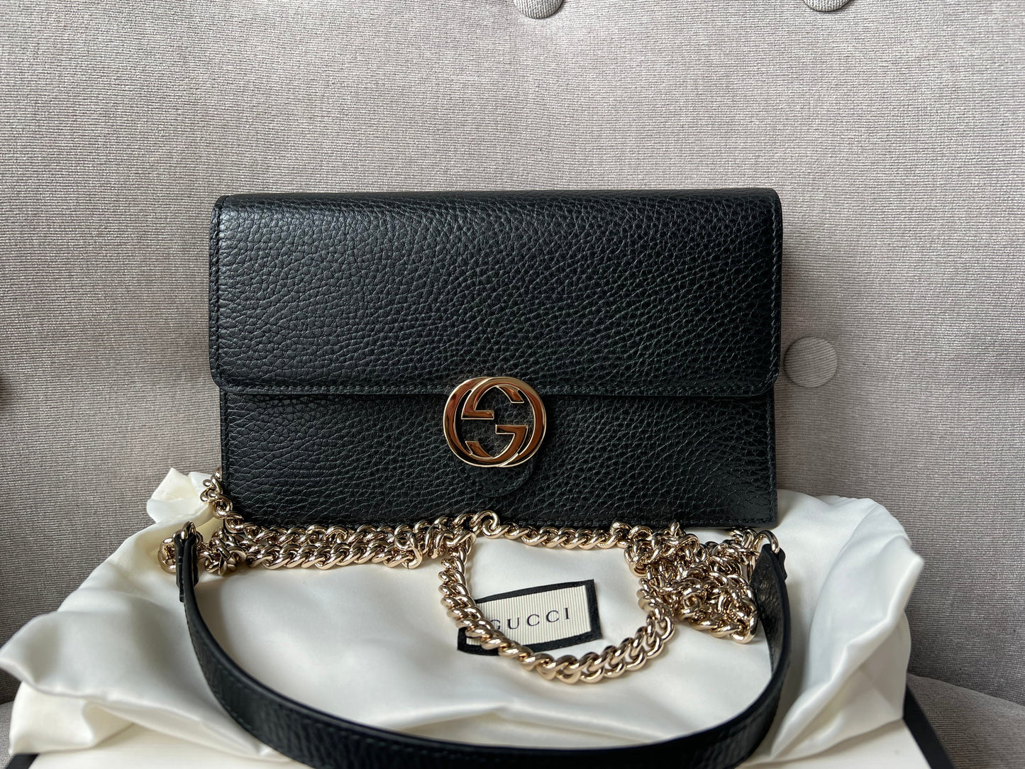 Luxury Gucci Black Interlocking Chain Wallet
