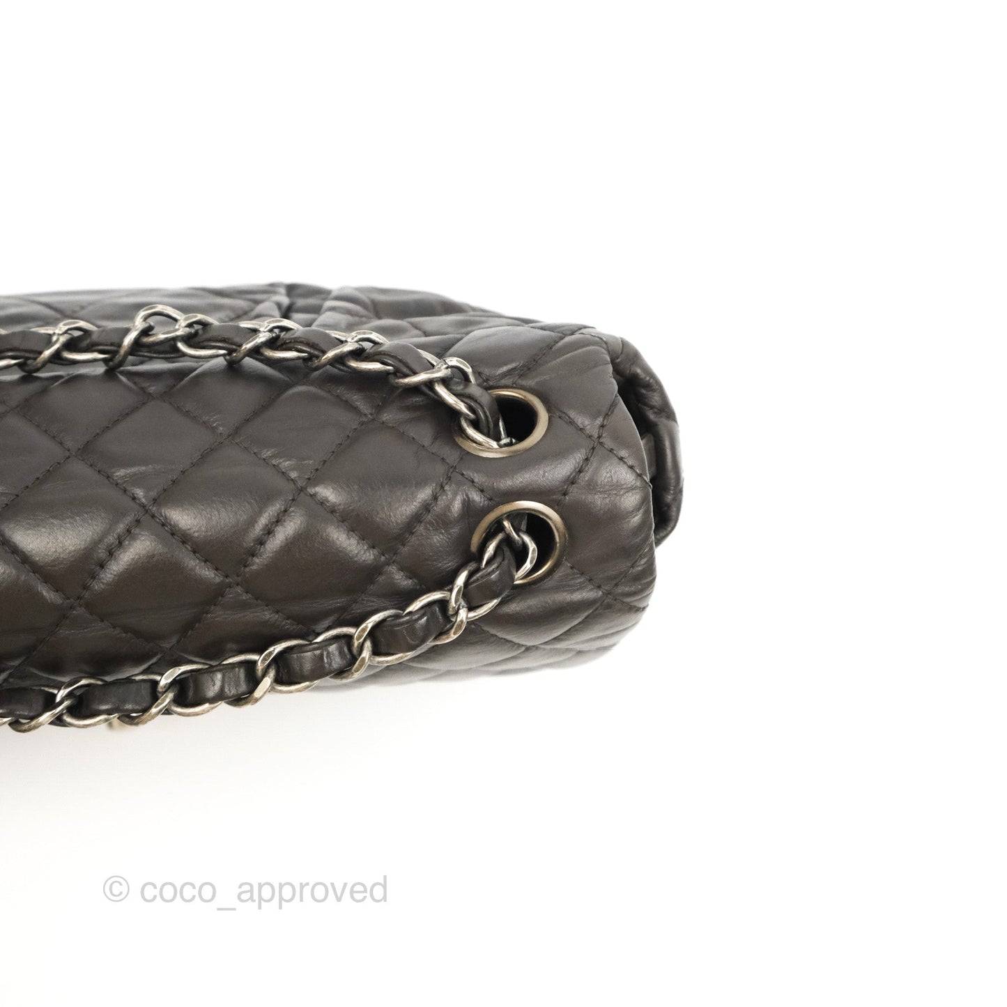 Chanel Chic Quilted Flap Bag Iridescent Dark Brown Calfskin Ruthenium Hardware
