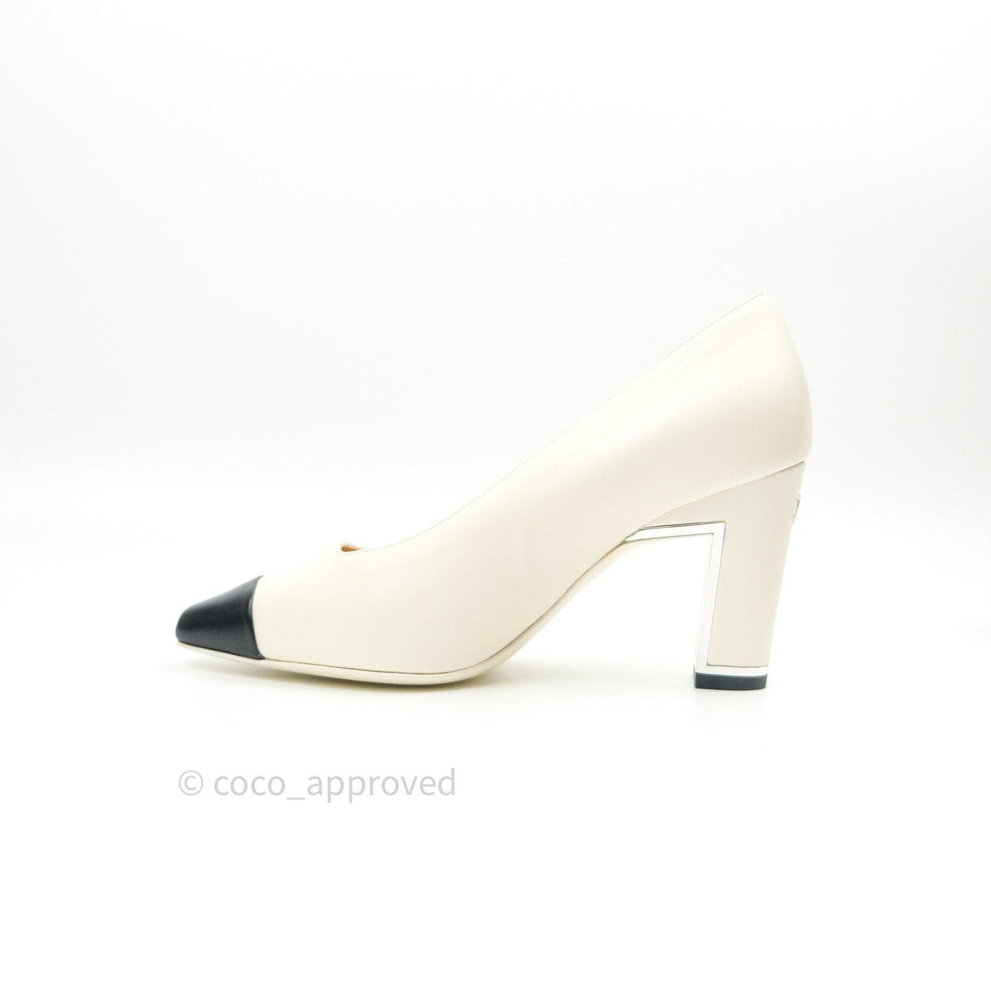 Chanel Classic Heels White Black Lambskin Shoes 36C