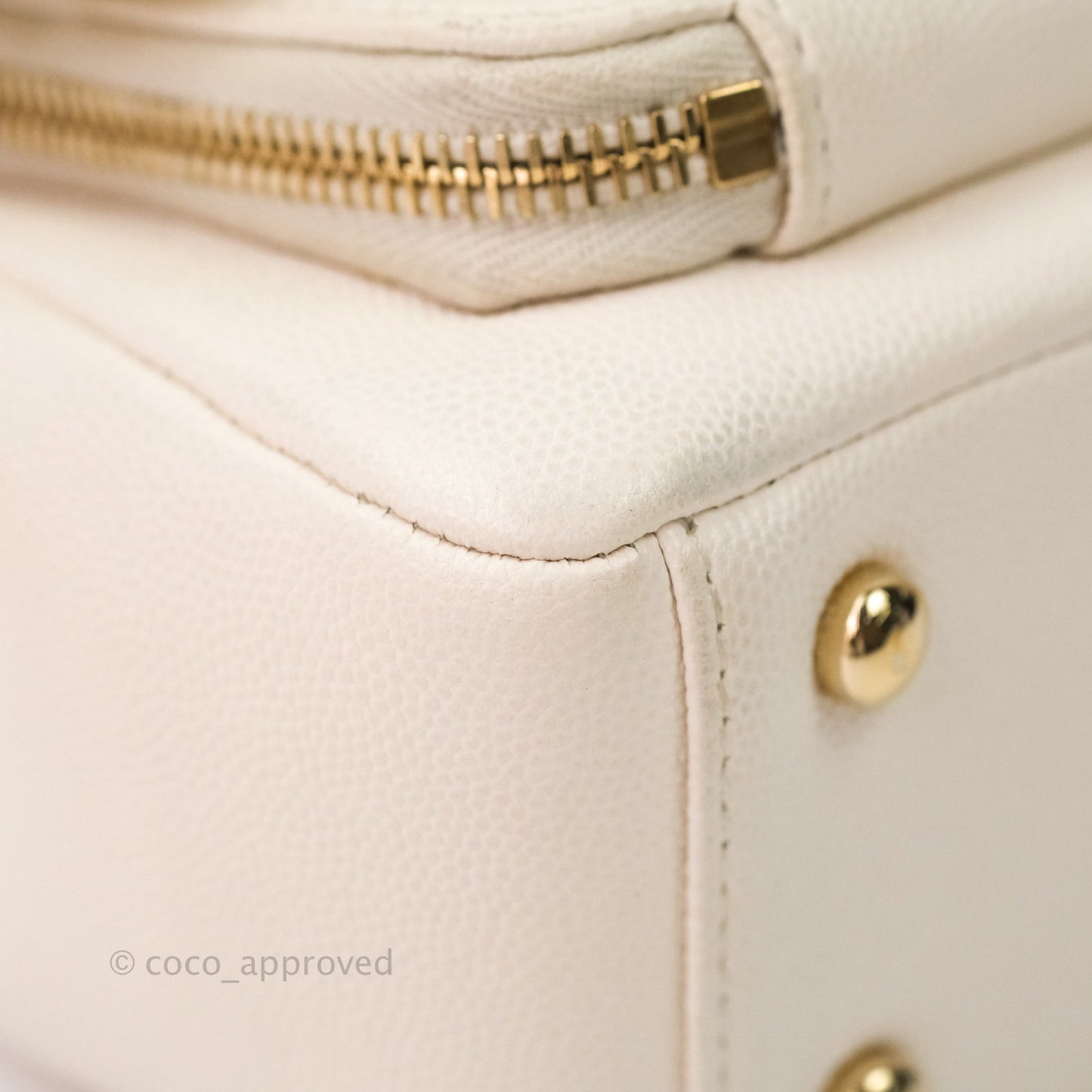 Chanel Quilted Small Business Affinity Flap Ivory Caviar Light Gold Hardware