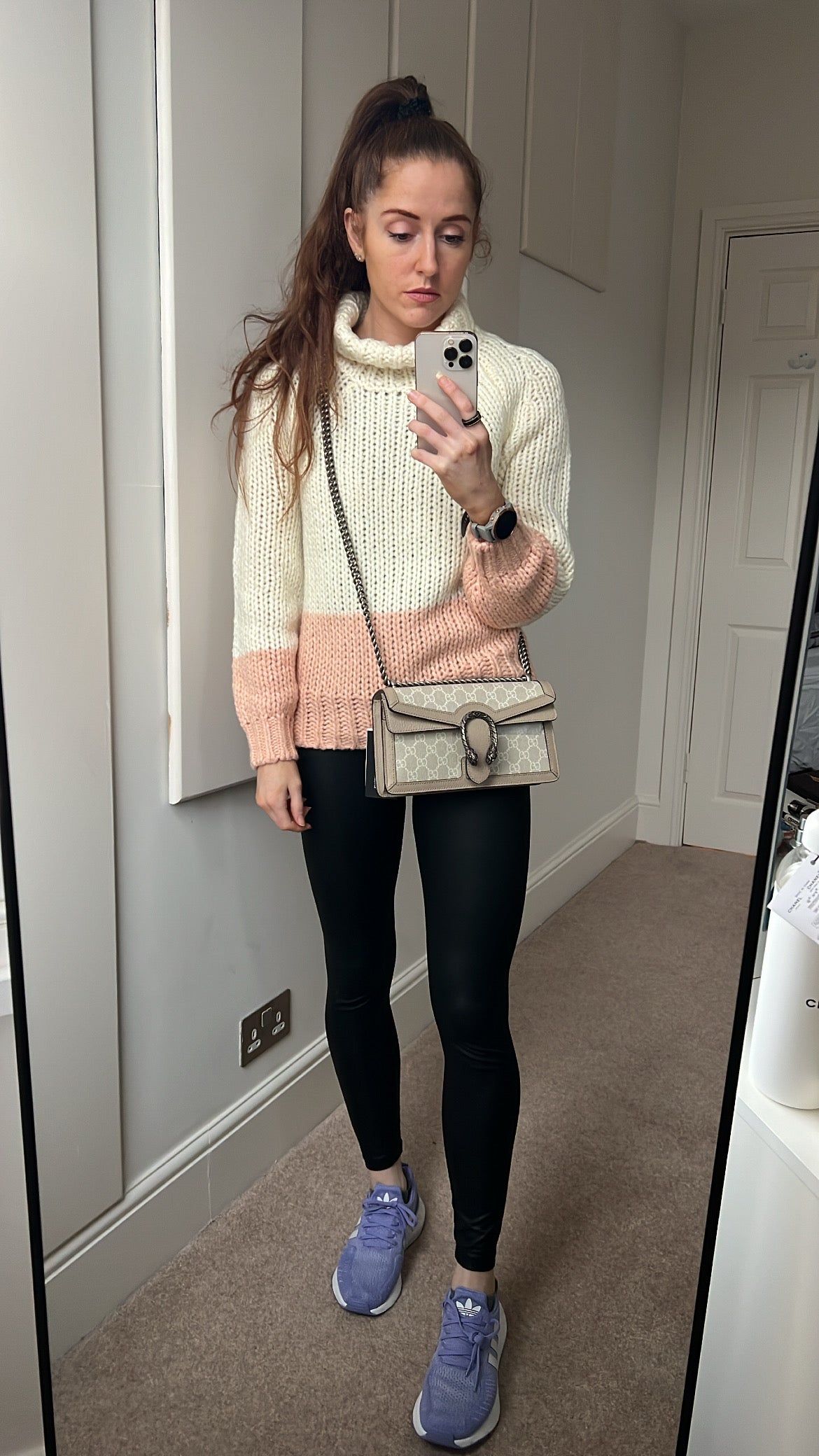 Luxury Gucci Dionysus GG Small Shoulder Bag in White and Beige Canvas ( 2,130)