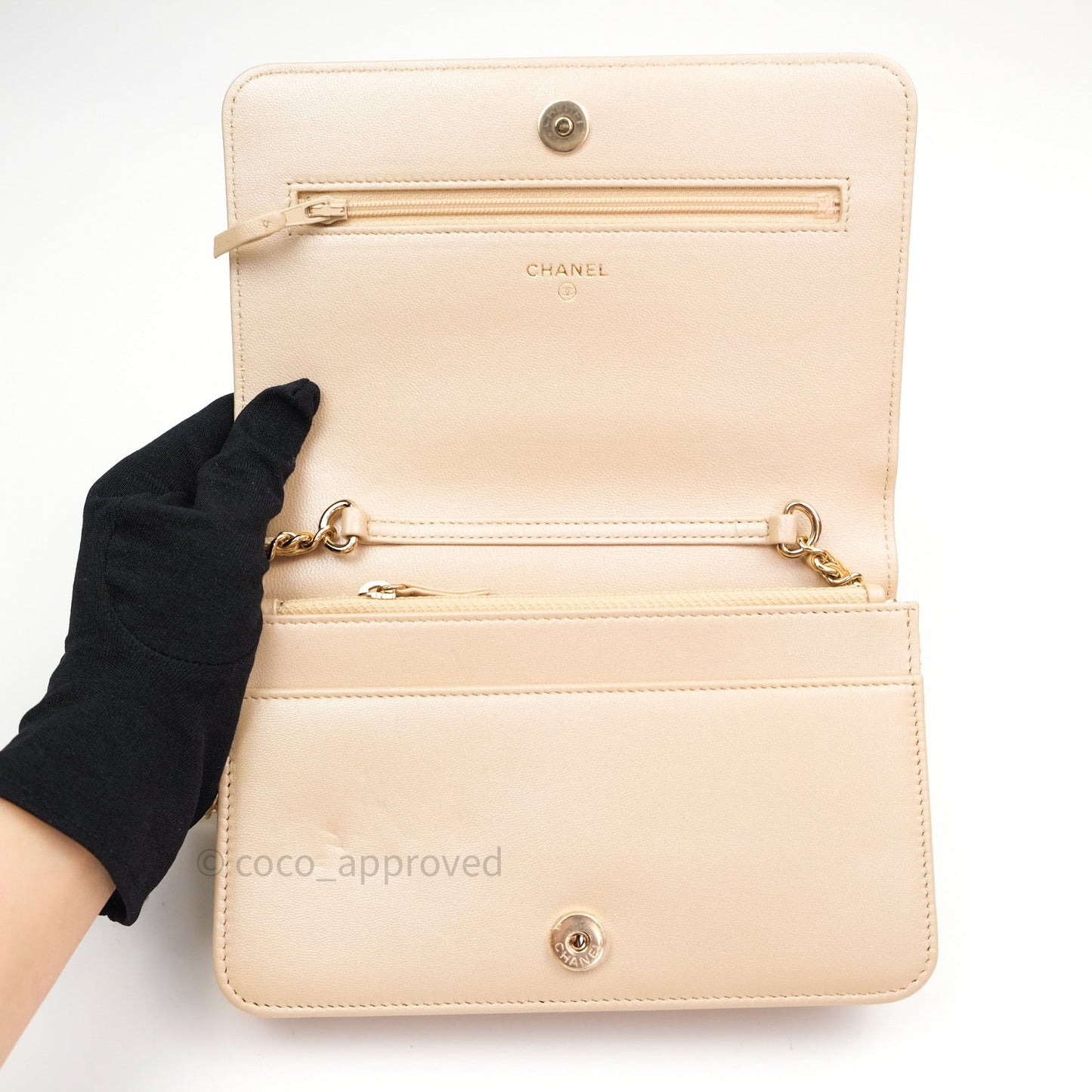 Chanel Quilted Beige Iridescent Lambskin Pearl Wallet On Chain WOC