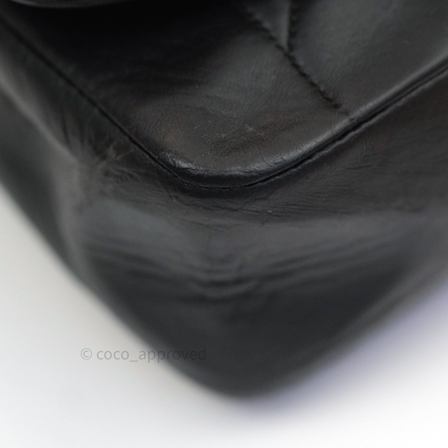 Chanel Black Quilted Lambskin Medium Vintage Classic Diana Flap Bag