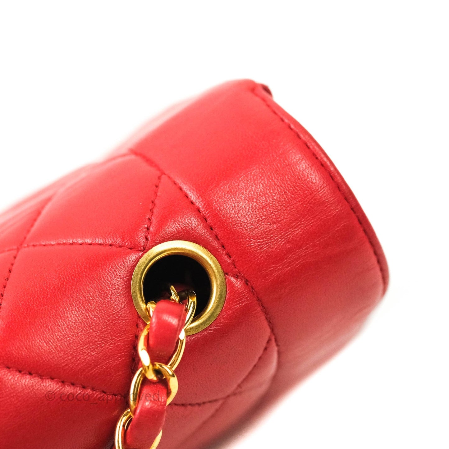 Chanel Red Quilted Lambskin Medium Vintage Classic Diana Flap Bag