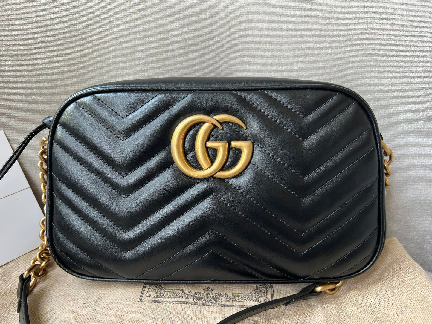 Luxury Gucci GG Black Marmont Small Shoulder Bag