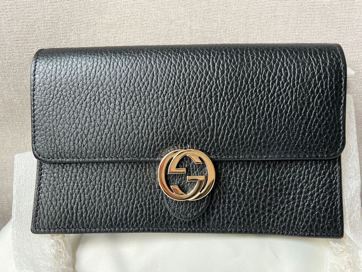 Luxury Gucci Black Interlocking Chain Wallet