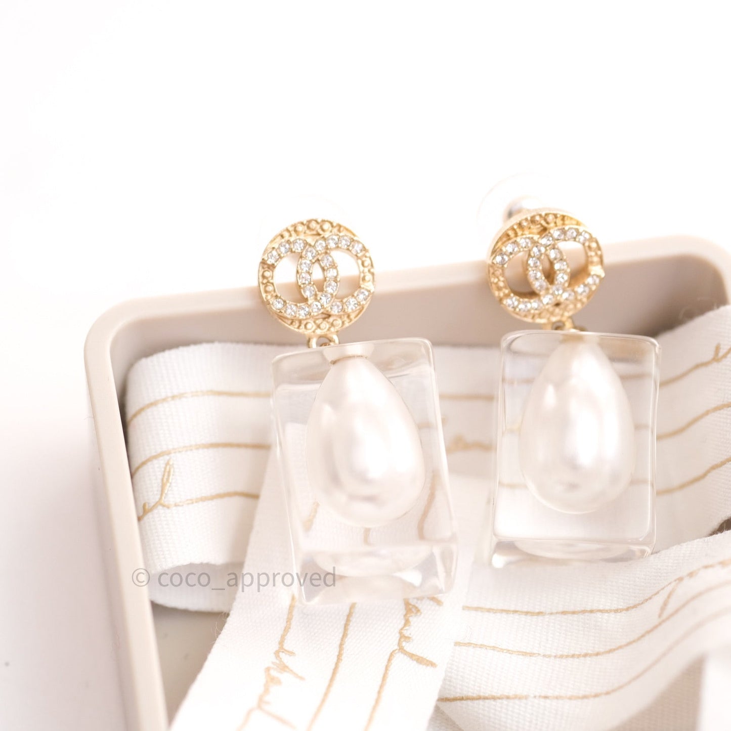 Chanel Crystal Clear Pearl Round CC Earrings