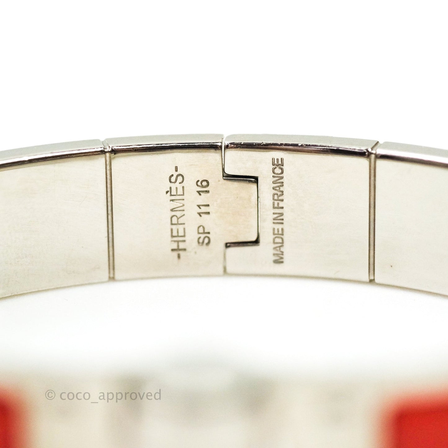 Hermès Enamel Charniere Uni Narrow Hinged Bracelet Brick Red