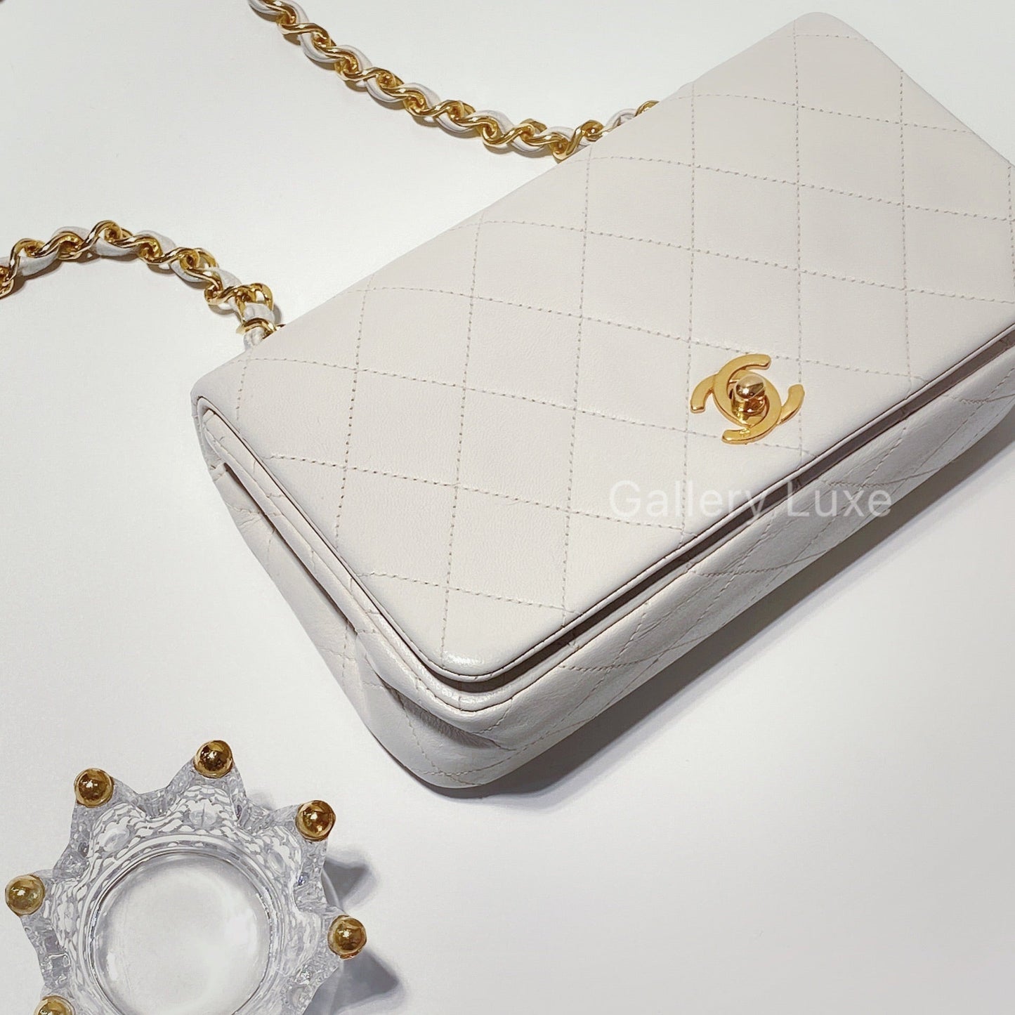 No.2418-Chanel Vintage Lambskin Mini Flap Bag