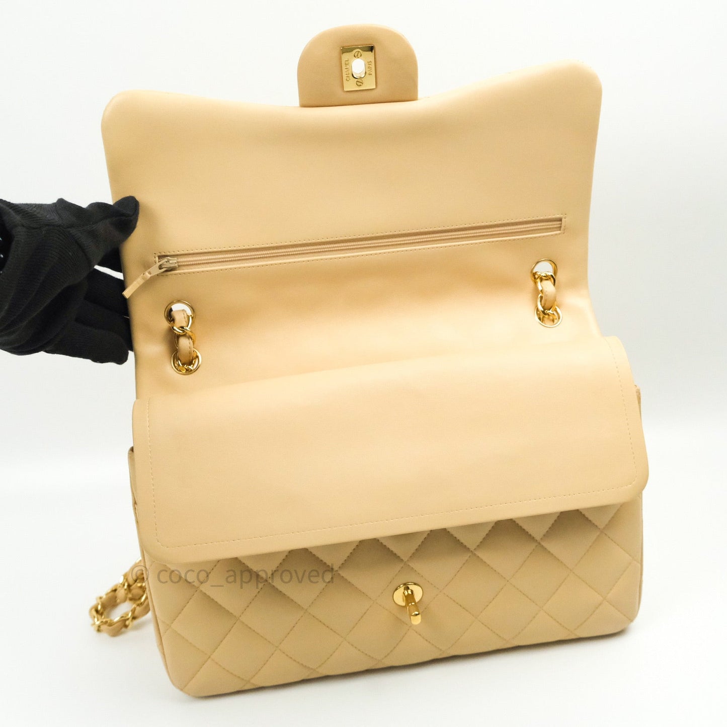 Chanel Classic Jumbo Double Flap Beige Lambskin Gold Hardware⁣⁣