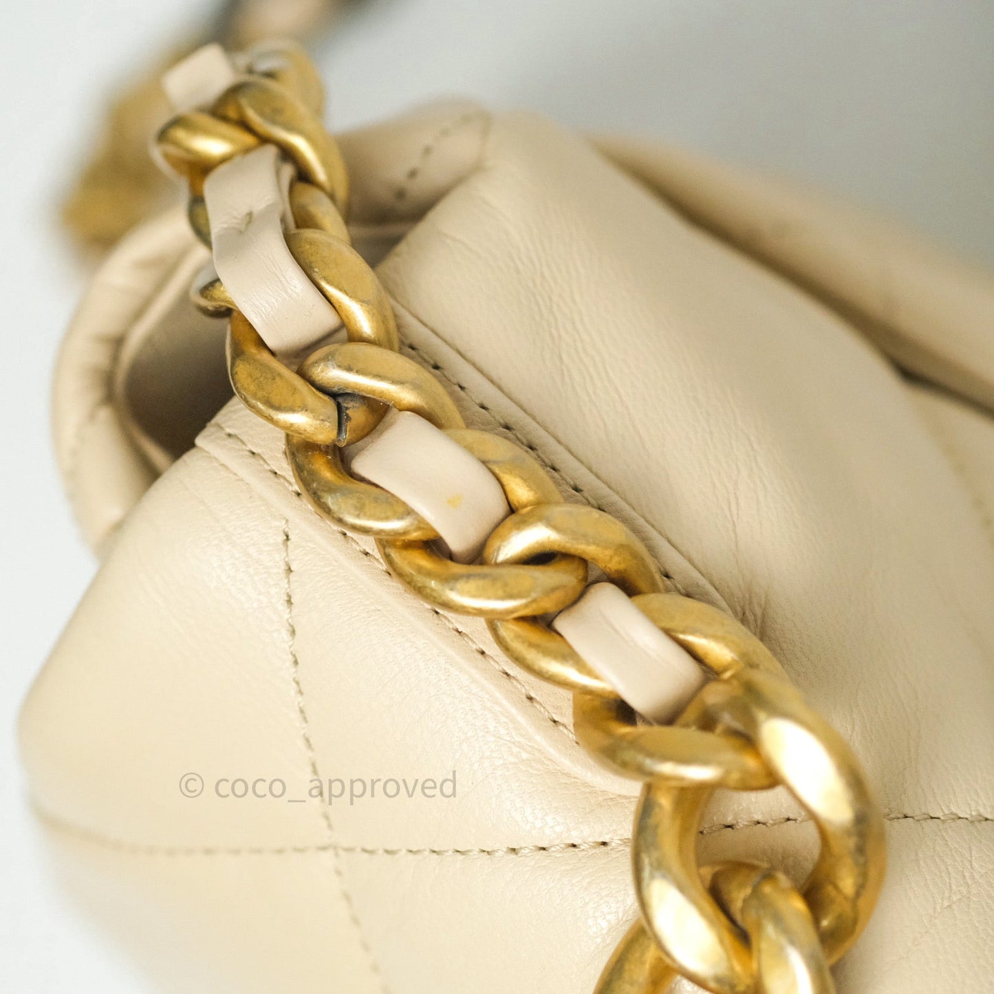 Chanel 19 Medium Beige Goatskin Mixed Hardware