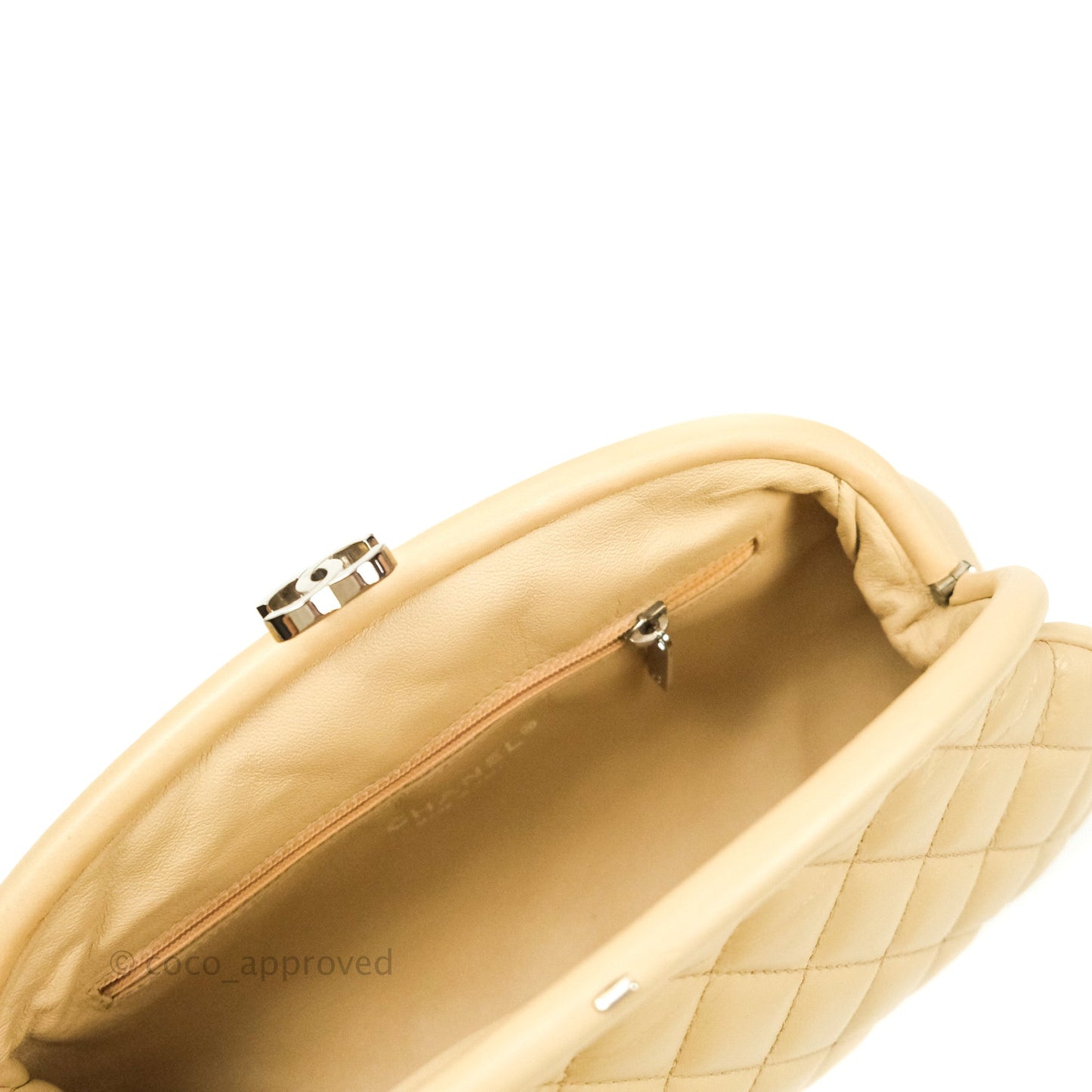 Chanel Quilted Timeless Kisslock Clutch Beige Lambskin Silver Hardware