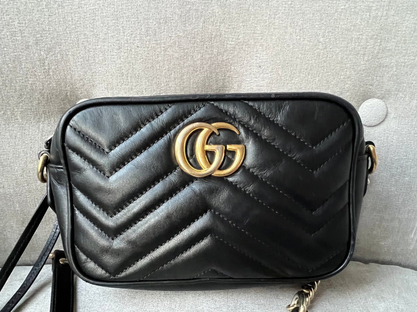 Luxury Gucci GG Black Marmont Mini Shoulder Bag ( 1,160)