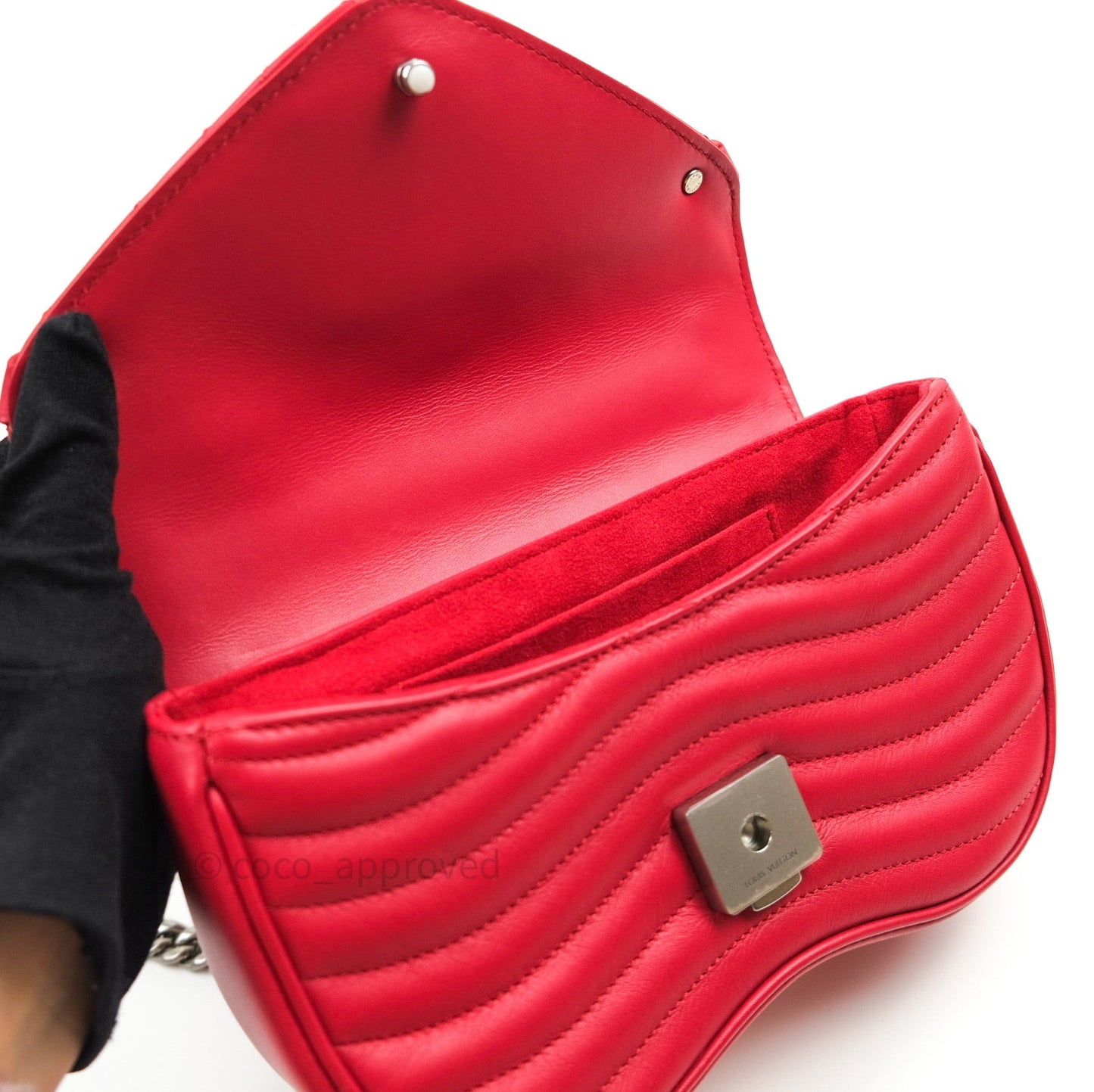 Louis Vuitton New Wave Chain Red Calfskin PM