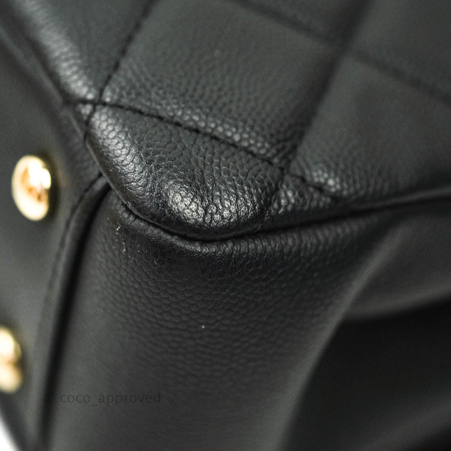 Chanel Quilted Medium Business Affinity Flap Black Caviar Light Gold Hardware