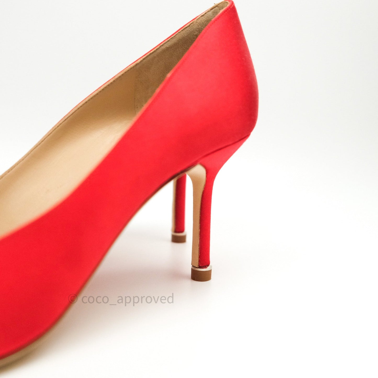 Manolo Blahnik Satin Hangisi Bred Satin Red 70 Pumps 38