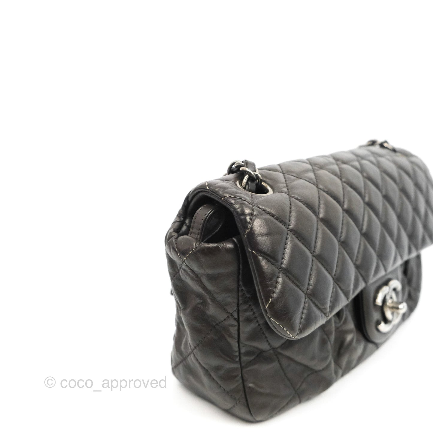 Chanel Chic Quilted Flap Bag Iridescent Dark Brown Calfskin Ruthenium Hardware