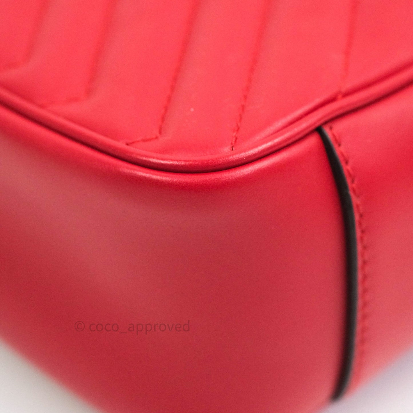 Gucci Small Marmont Red Calfskin Gold Hardware