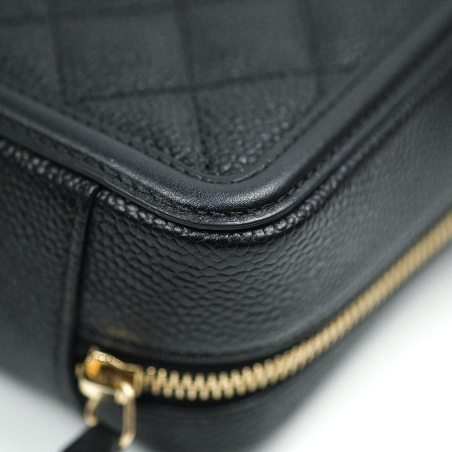Chanel Quilted CC Filigree Vanity Clutch With Chain Black Caviar
