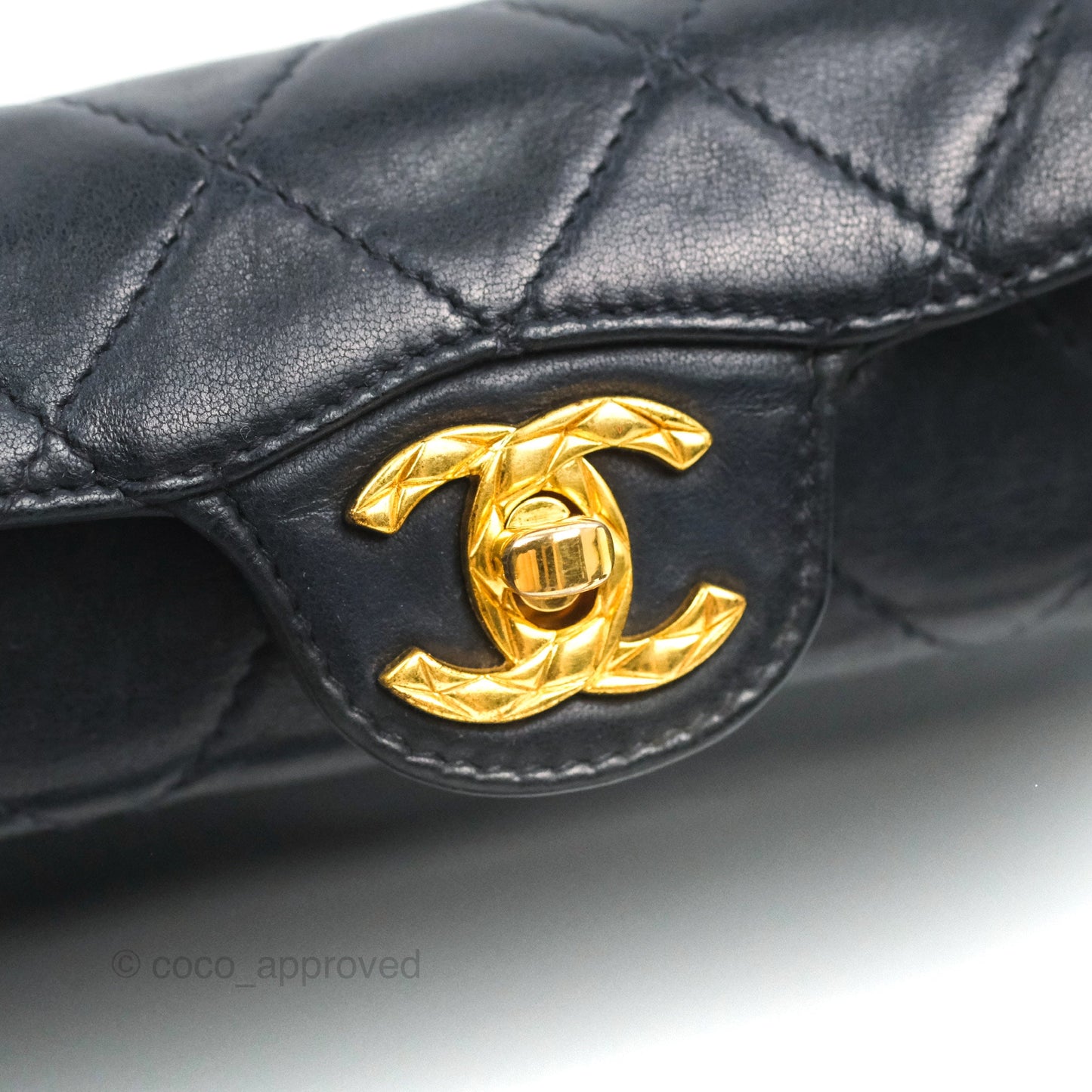 Chanel Vintage CC Box Shoulder Bag Navy Lambskin Gold Hardware