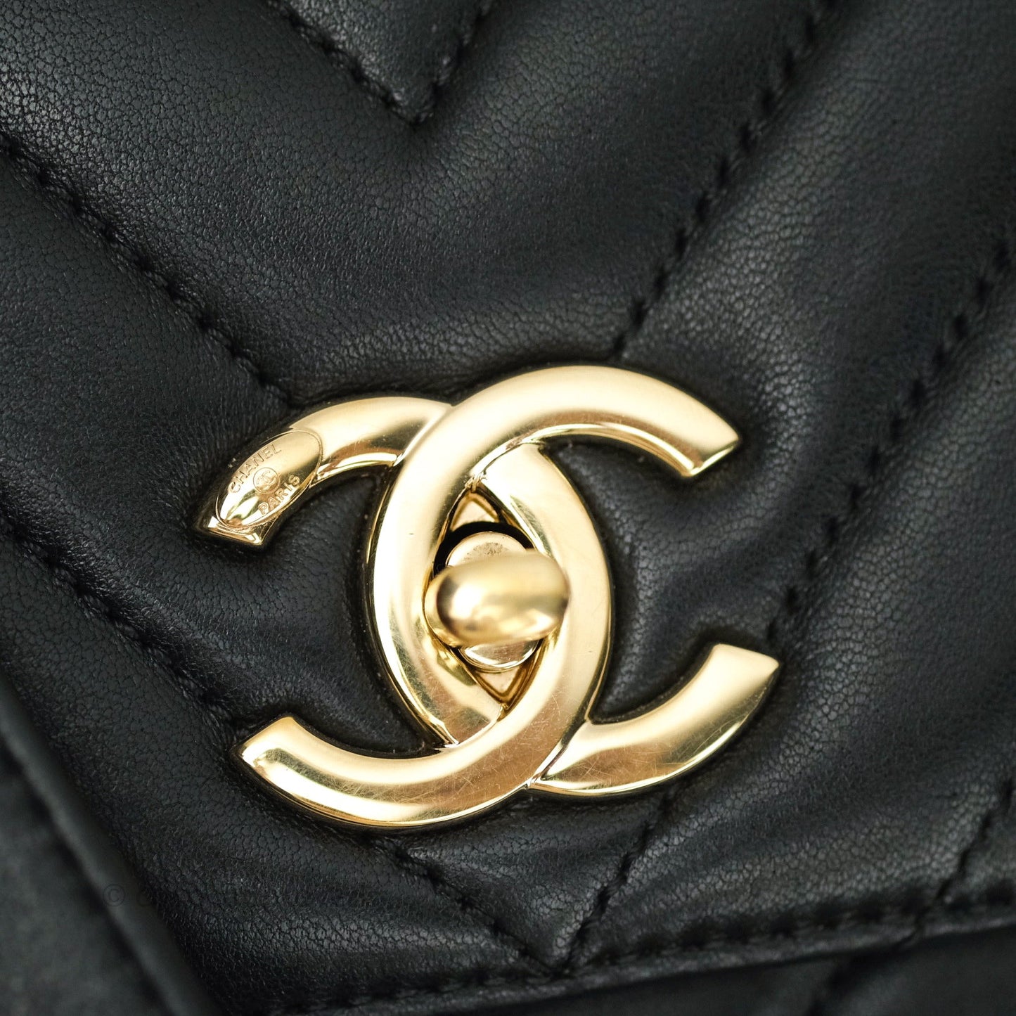 Chanel Trendy CC Chevron Small Black Lambskin Gold Hardware