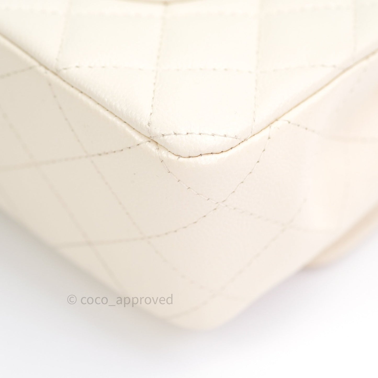 Chanel Classic Double Flap Quilted M/L Ivory Caviar Gold Hardware 17C