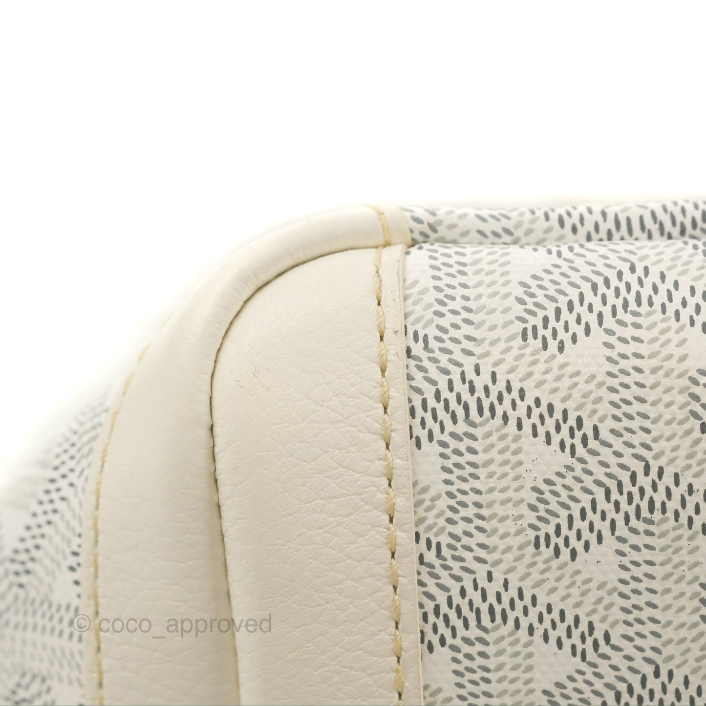 Goyard Artois Goyardine Canvas PM⁣⁣⁣⁣⁣⁣⁣⁣⁣⁣⁣⁣⁣⁣⁣⁣⁣⁣⁣⁣ White