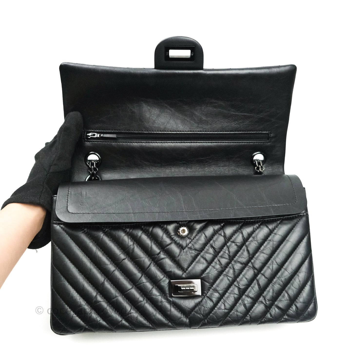 Chanel Reissue Chevron Aged Calfskin So Black Hardware 226