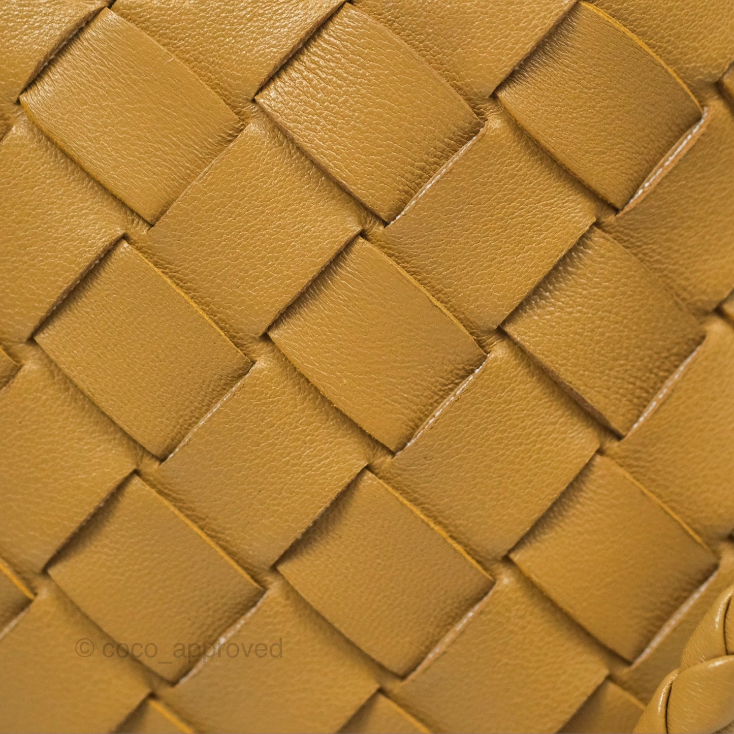 Bottega Veneta Small Andiamo Bag Dark Praline Intrecciato Lambskin