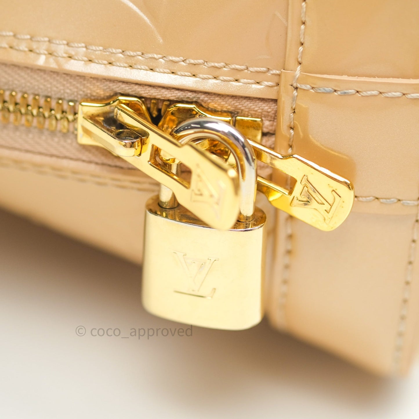 Louis Vuitton Alma BB Beige Monogram Vernis Leather