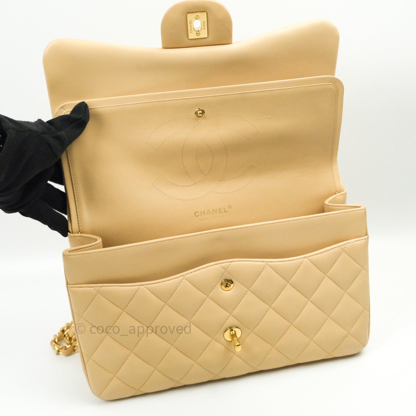 Chanel Classic Jumbo Double Flap Beige Lambskin Gold Hardware⁣⁣