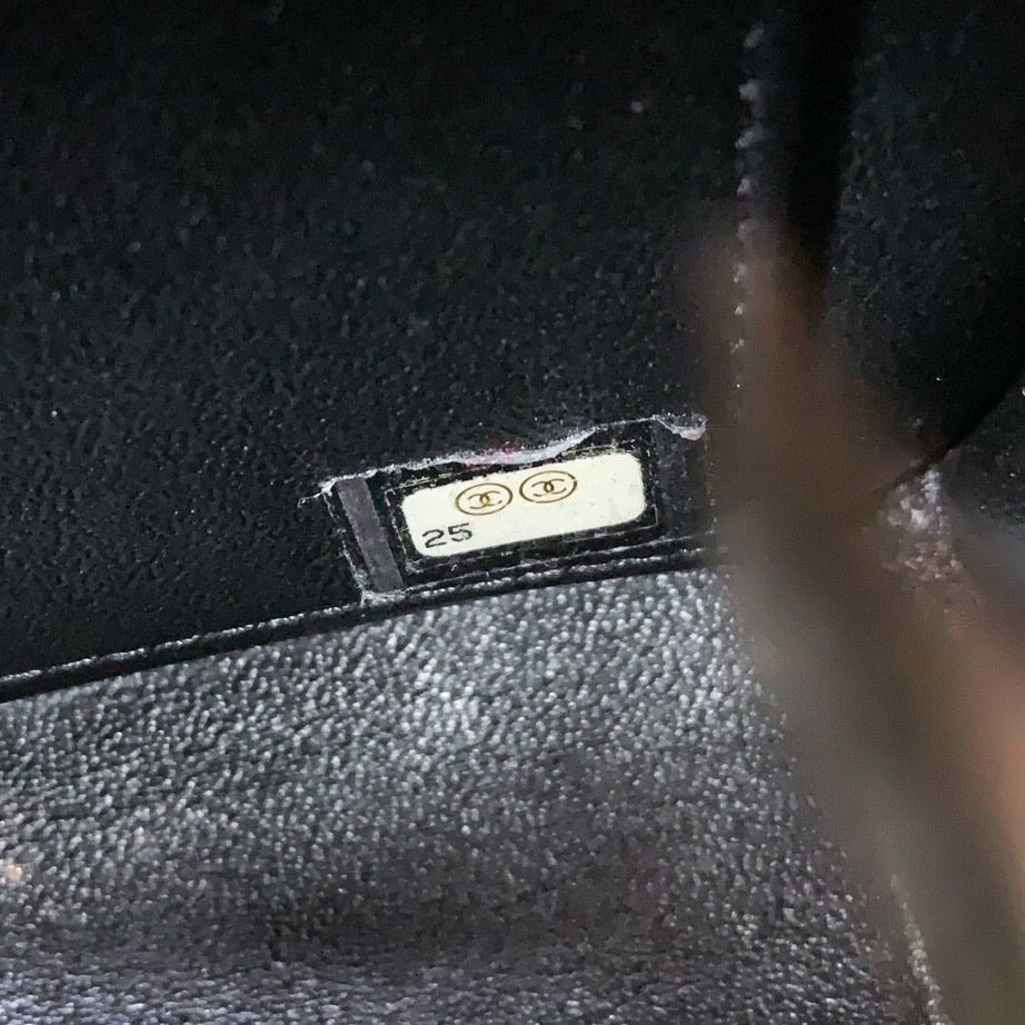Chanel Quilted Medium Business Affinity Flap Black Caviar Light Gold Hardware