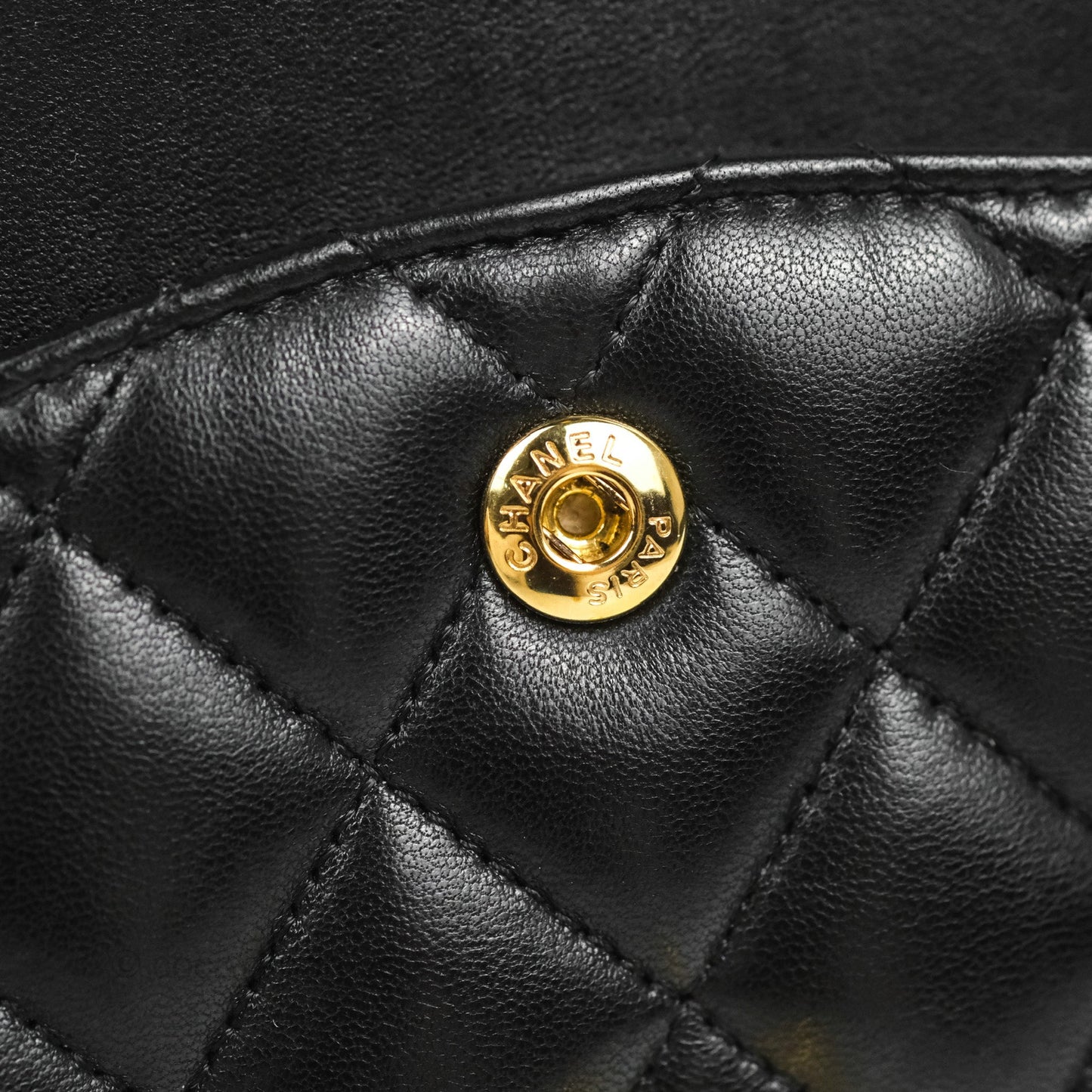 Chanel Classic M/L Medium Flap Quilted Black Lambskin Gold Hardware