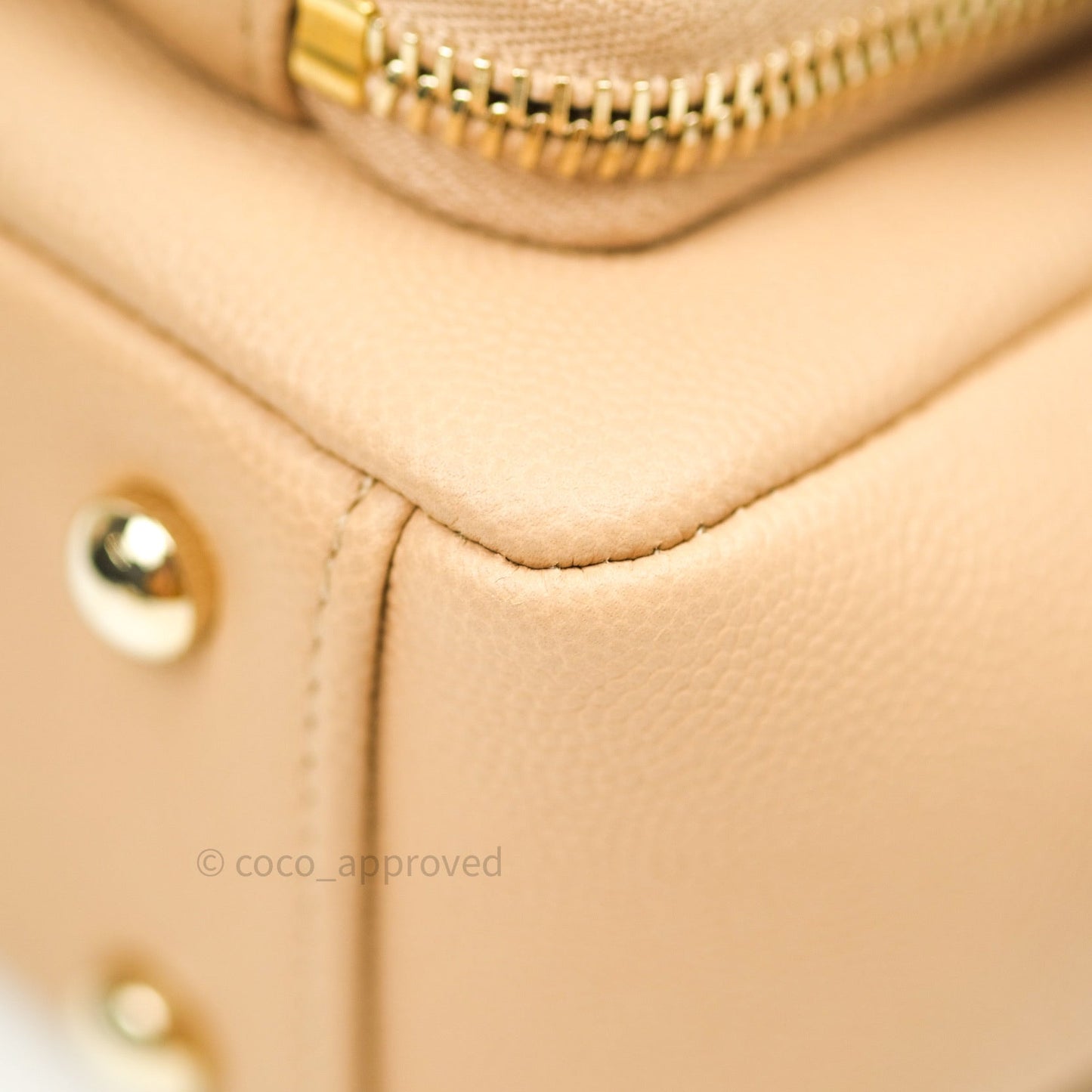 Chanel Quilted Small Business Affinity Flap Beige Caviar Light Gold Hardware