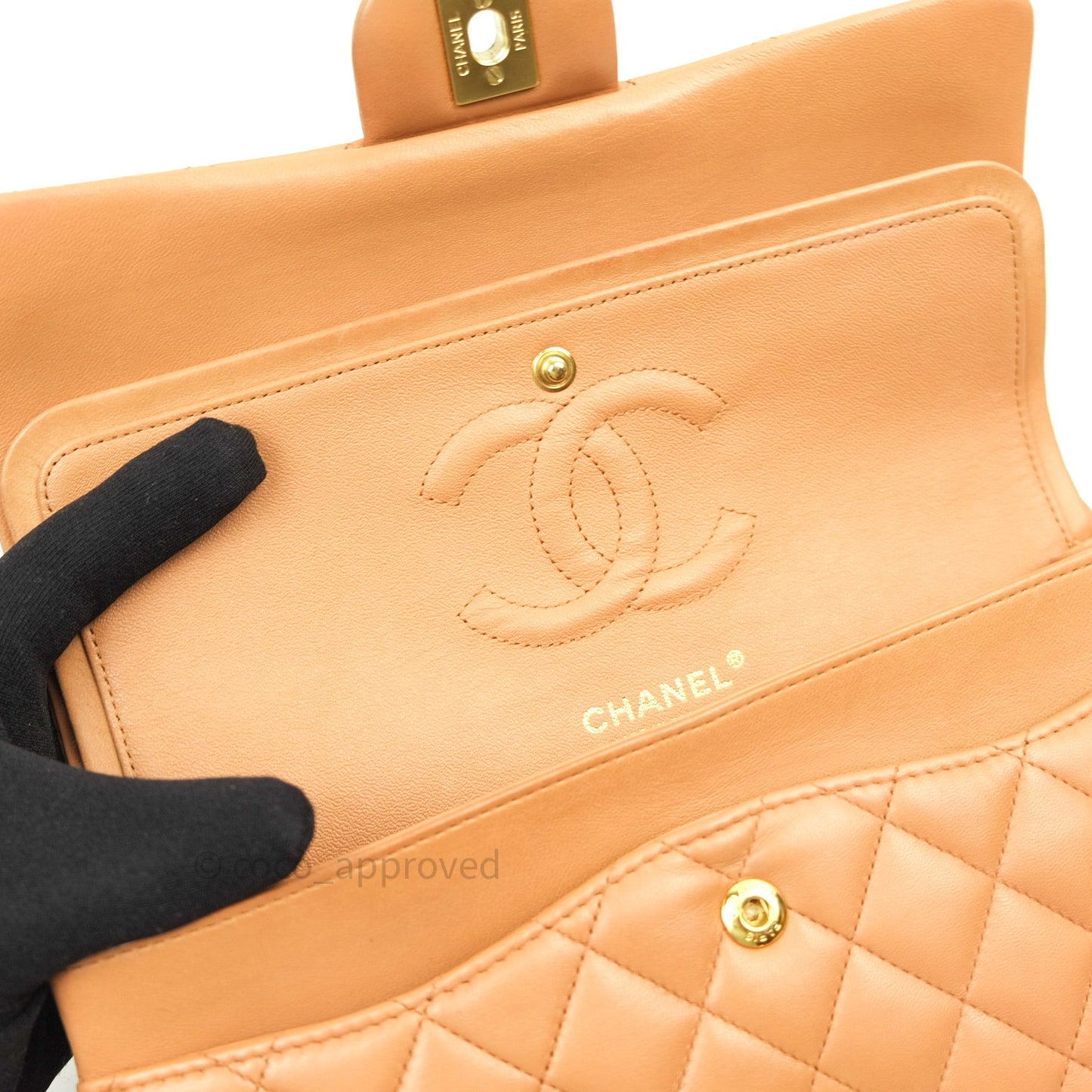 Chanel Classic M/L Beige Lambskin Gold Hardware