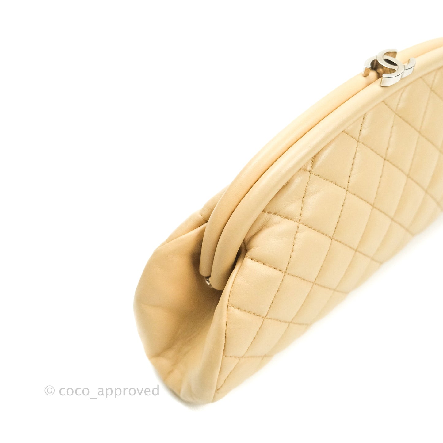 Chanel Quilted Timeless Kisslock Clutch Beige Lambskin Silver Hardware