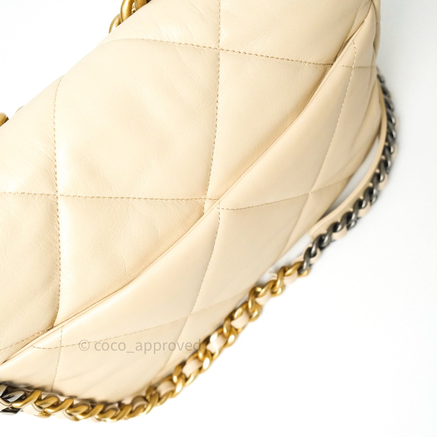 Chanel 19 Medium Beige Goatskin Mixed Hardware