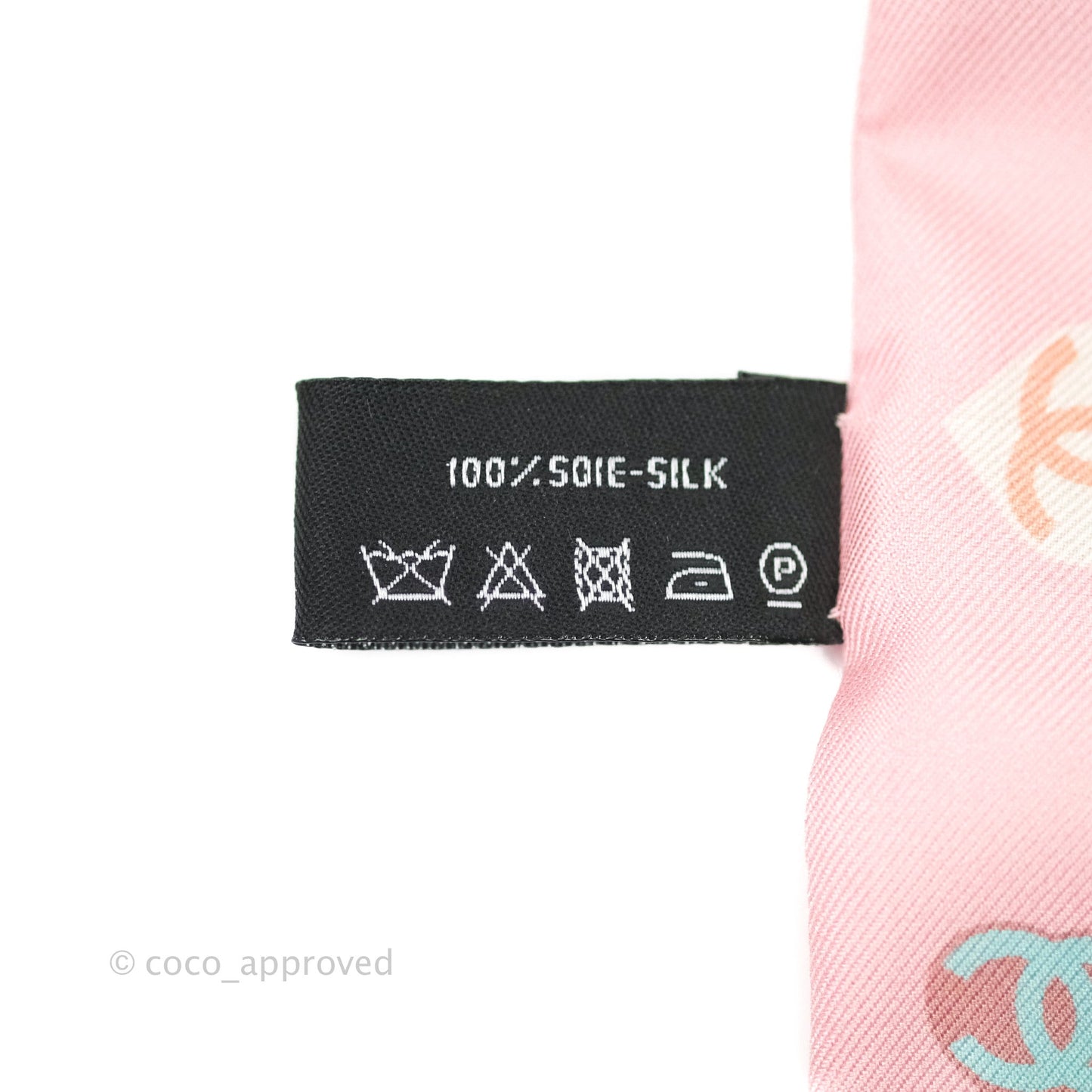 Chanel CC Silk Twilly in Pink
