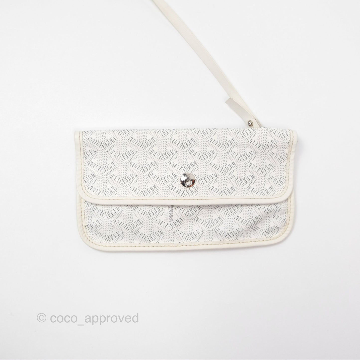 Goyard St Louis Tote PM ⁣⁣⁣⁣⁣⁣⁣⁣⁣⁣⁣⁣⁣⁣⁣⁣⁣⁣⁣⁣White Goyardine Canvas