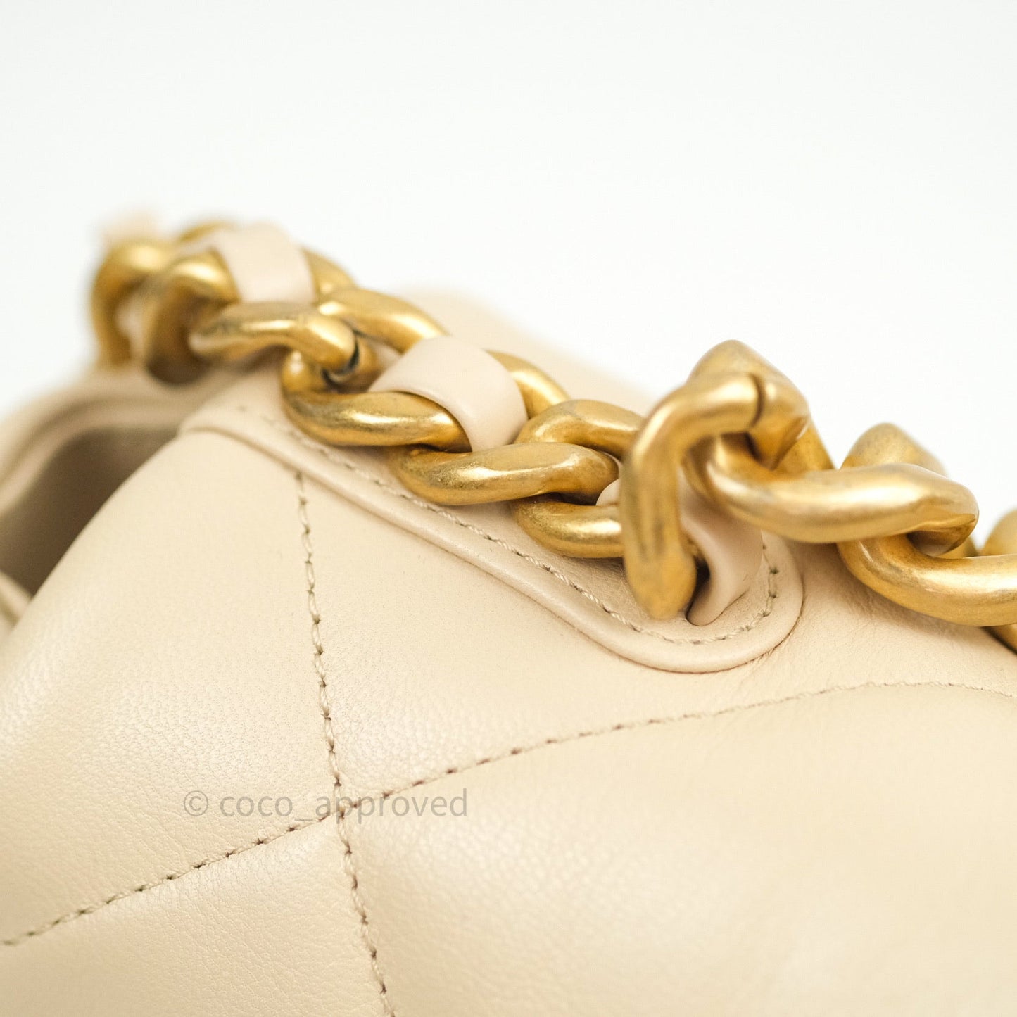 Chanel 19 Medium Beige Lambskin Mixed Hardware