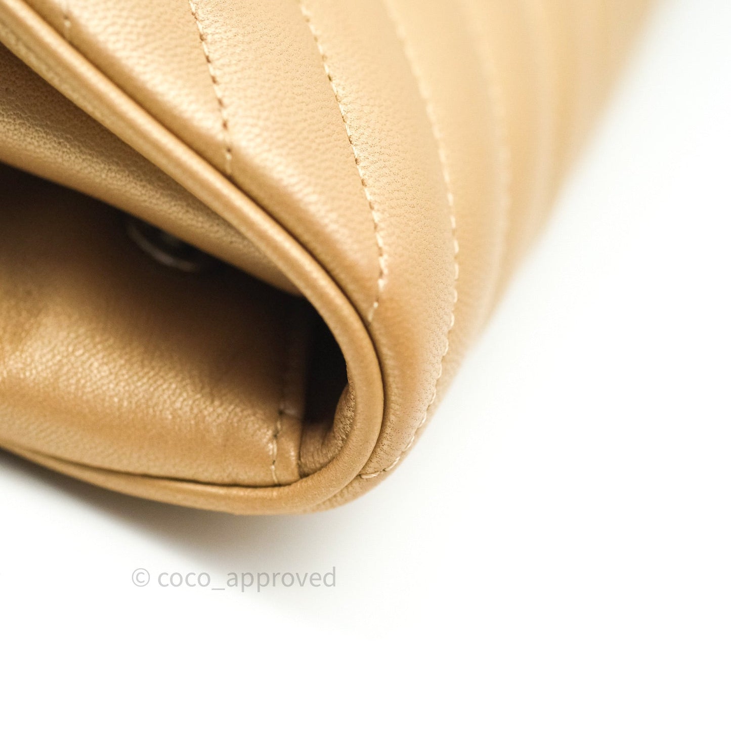 Chanel Clutch Gold Calfskin Chevron Silver Hardware