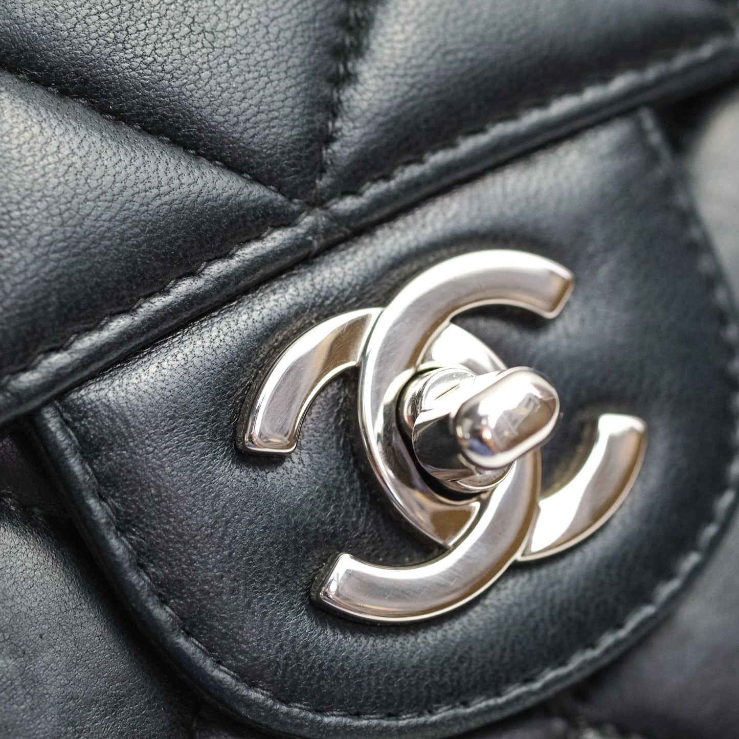 Chanel Classic Vintage Jumbo Single Flap Black Lambskin Silver Hardware