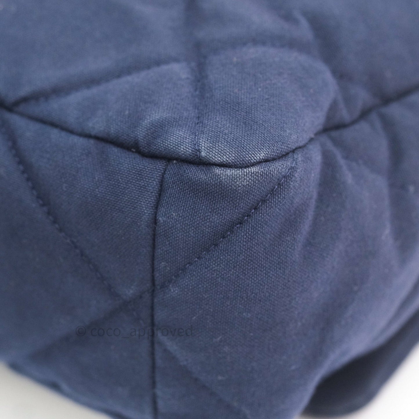Chanel 19 Medium Canvas Navy Mixed Hardware