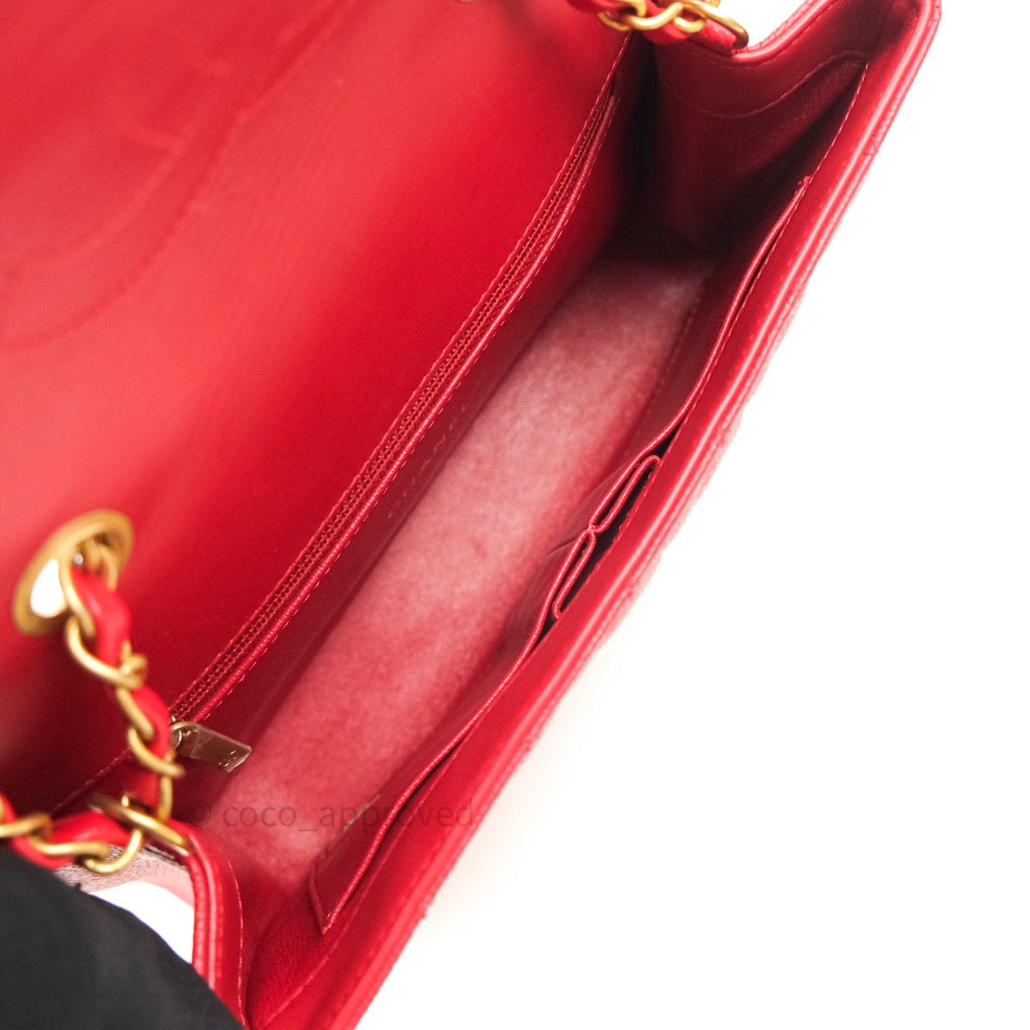 Chanel Quilted Medium CC Filigree Flap Red Caviar