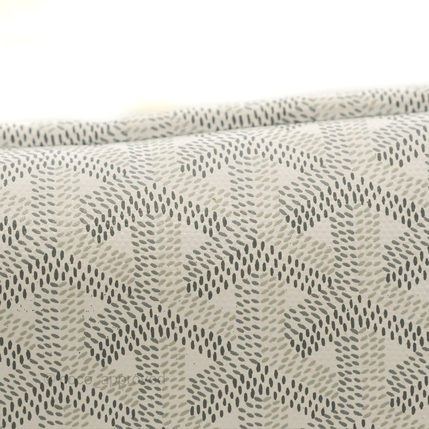 Goyard Artois Goyardine Canvas PM⁣⁣⁣⁣⁣⁣⁣⁣⁣⁣⁣⁣⁣⁣⁣⁣⁣⁣⁣⁣ White