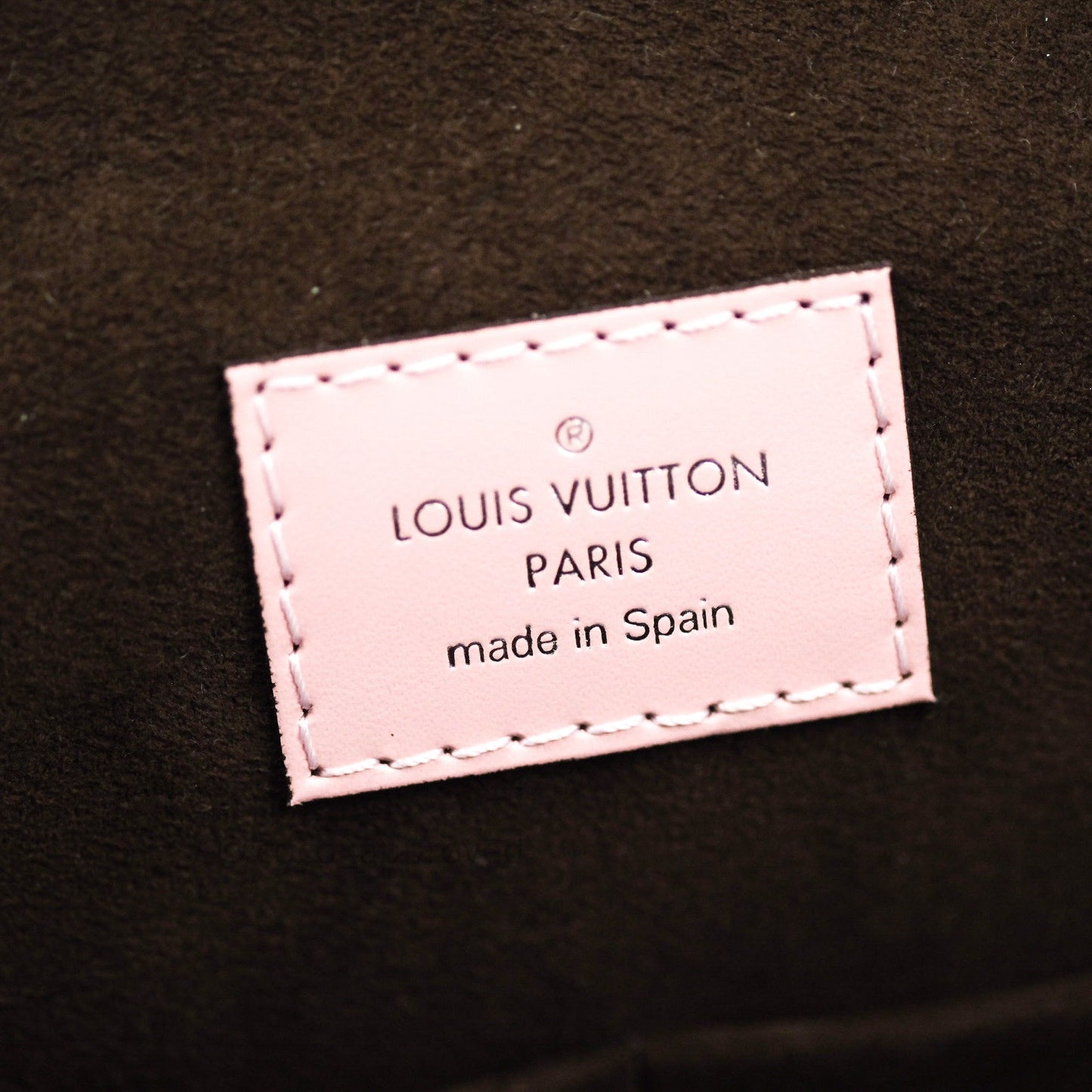 Louis Vuitton Epi Cluny MM Rose Ballerine