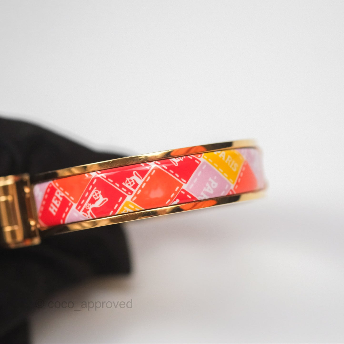 Hermès Clic H Enamel Printed Bracelet Rose Dragee Gold PM