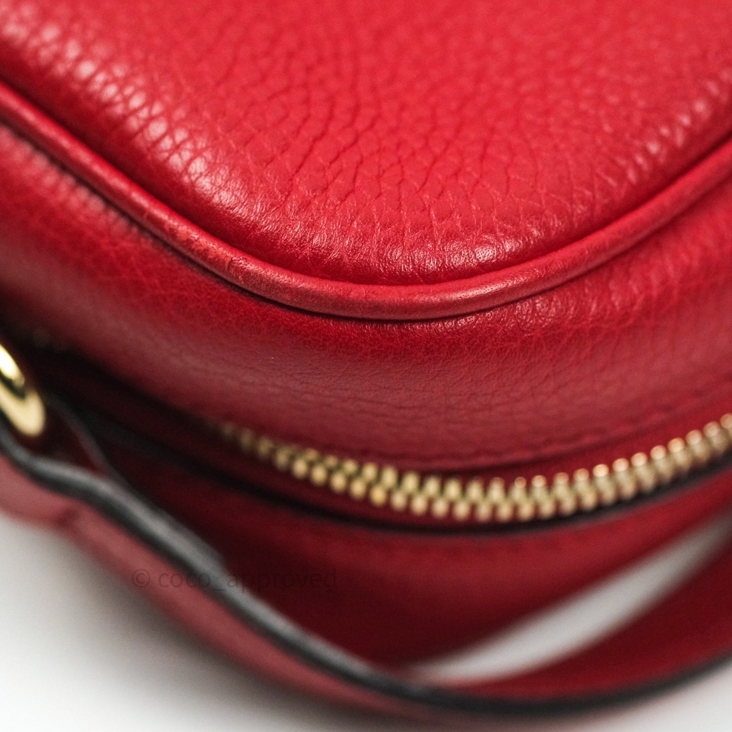 Gucci Calfskin Small Soho Disco Bag Red