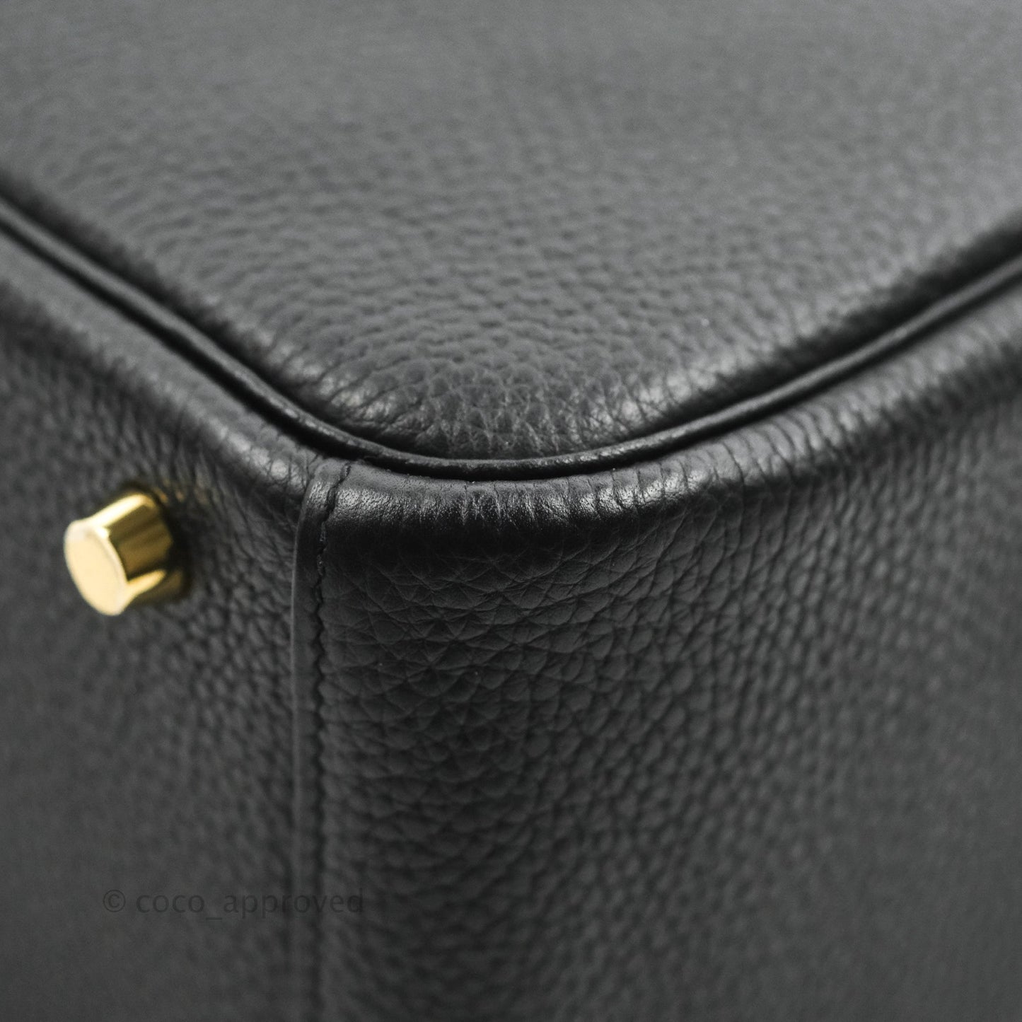 Hermès Lindy 26 Black Clemence Gold Hardware